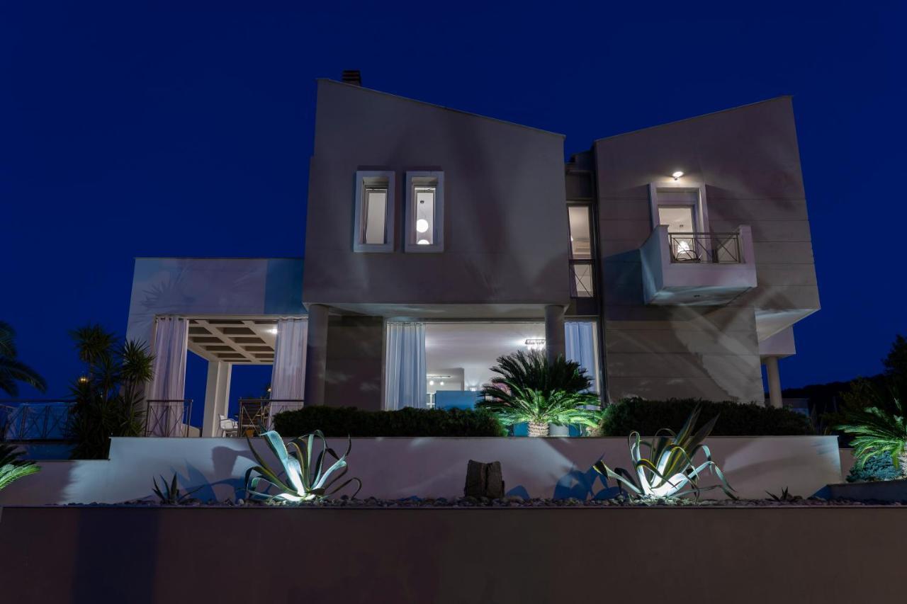 Villa Luminous Nea Iraklitsa Esterno foto